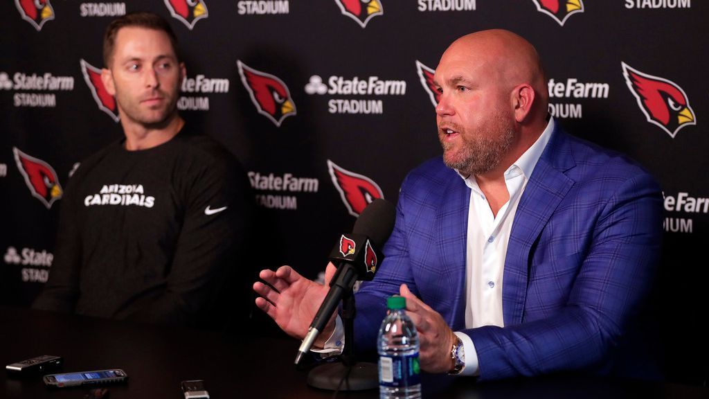 Arizona Cardinals extend contracts for head coach Kliff Kingsbury and
