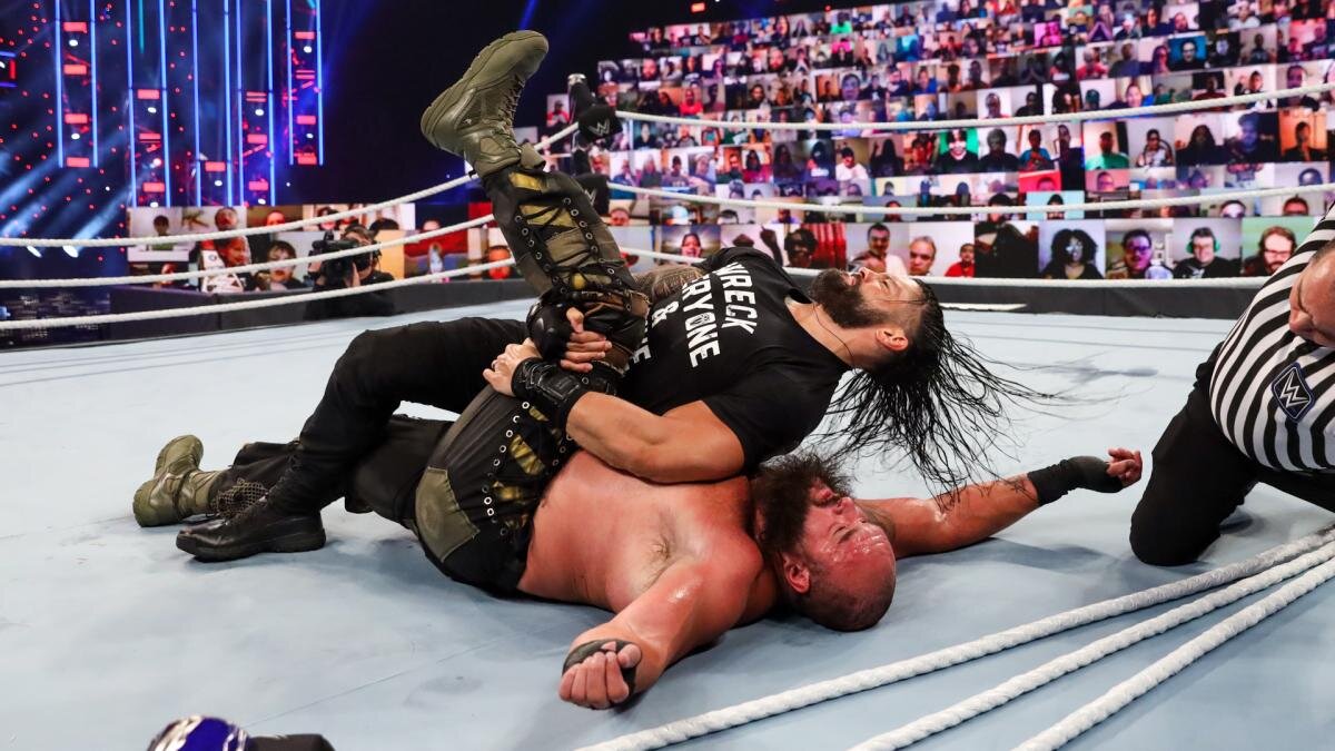 Roman Reigns covers Braun Strowman to win the Universal Championship at Payback 2020