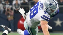 Blake Jarwin: Cowboys tight end undergoes rare hip surgery