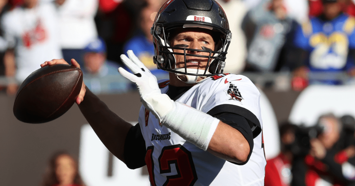 Brady reborn in Tampa Bay Buccaneers with contract
