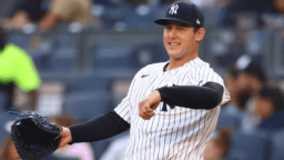 Breaking: New York Yankees sign their starting first baseman and it's not Freddie Freeman