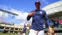 Carlos Correa put his Houston residence up for sale