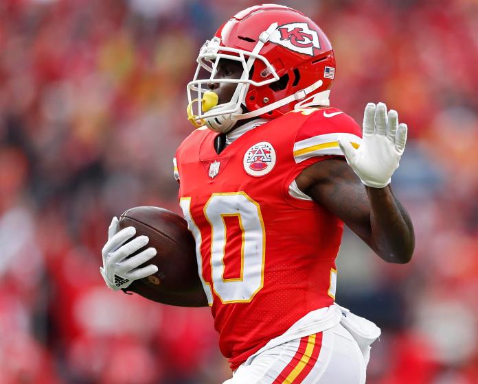 Former Chiefs wide receiver Tyreek Hill excited to arrive in
