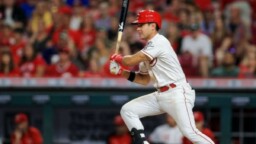 MLB: Cincinnati Reds make cuts to their roster and send players to the Minors;  one is mexican