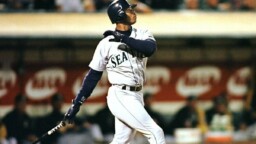MLB: The 10 Most Elegant Yet Deadly Swings In Major League History