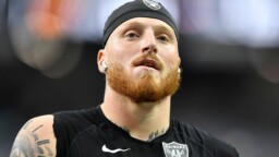 Maxx Crosby signs a contract extension with the Raiders