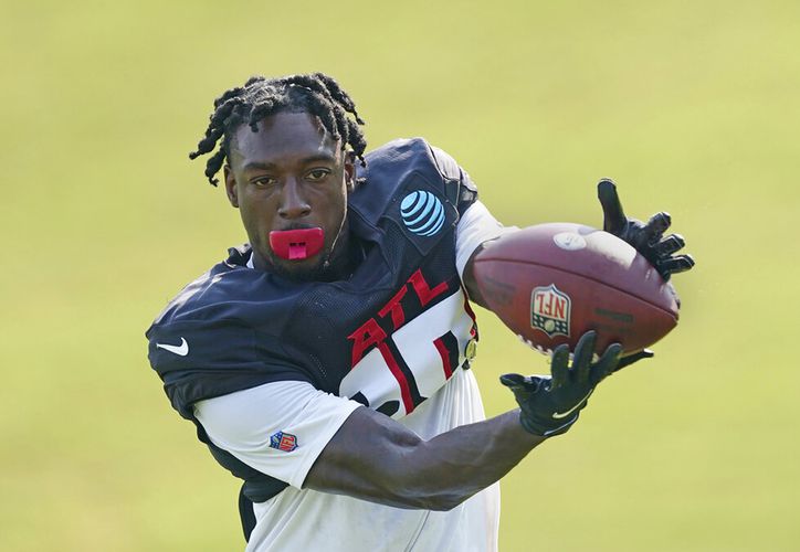 NFL suspends Calvin Ridley for betting on league games