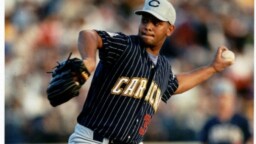 Omar Daal, the great left-handed pitcher of the Leones del Caracas and his 50th birthday (+Videos)