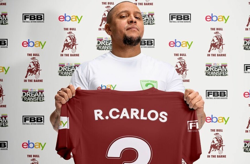 Roberto Carlos, Real Madrid legend, signed with a team from an English pub