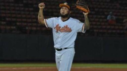 Silvino Bracho agreed to a minor league contract with the Red Sox