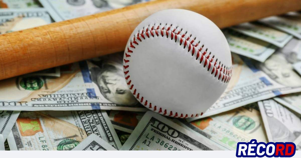 The 10 richest baseball players in history