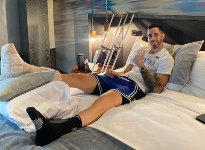 Luca Vildoza underwent surgery on his right foot.