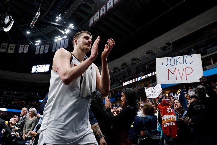 The recognition of the public to Jokic.
