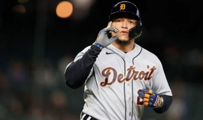 1649440763 Miguel Cabrera and his numbers in opening MLB games