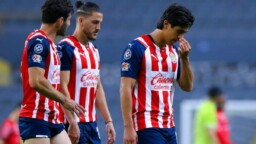 What would happen to Chivas if they lose in Toluca on Date 13?