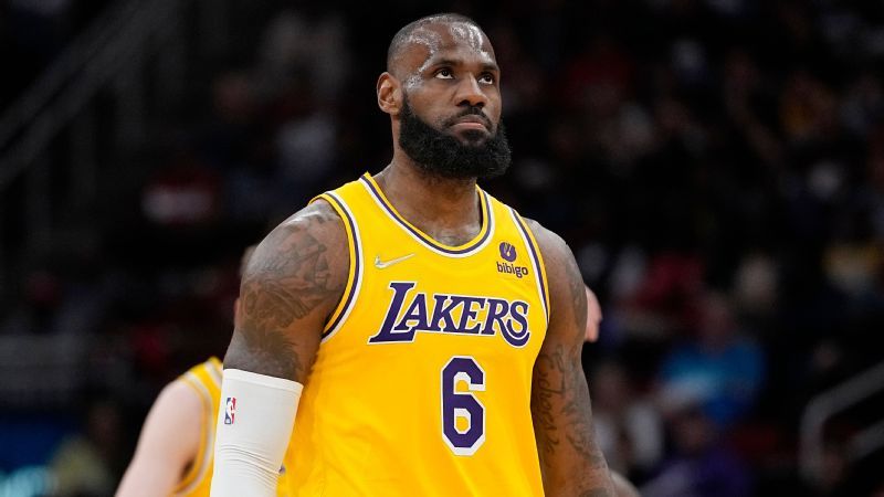 1649556912 Lakers LeBron ankle out last two games