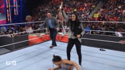 Raw: Sonya Deville attacks Bianca Belair |  Superfights