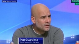 Guardiola finds out about the departure of a player in the middle of a press conference!