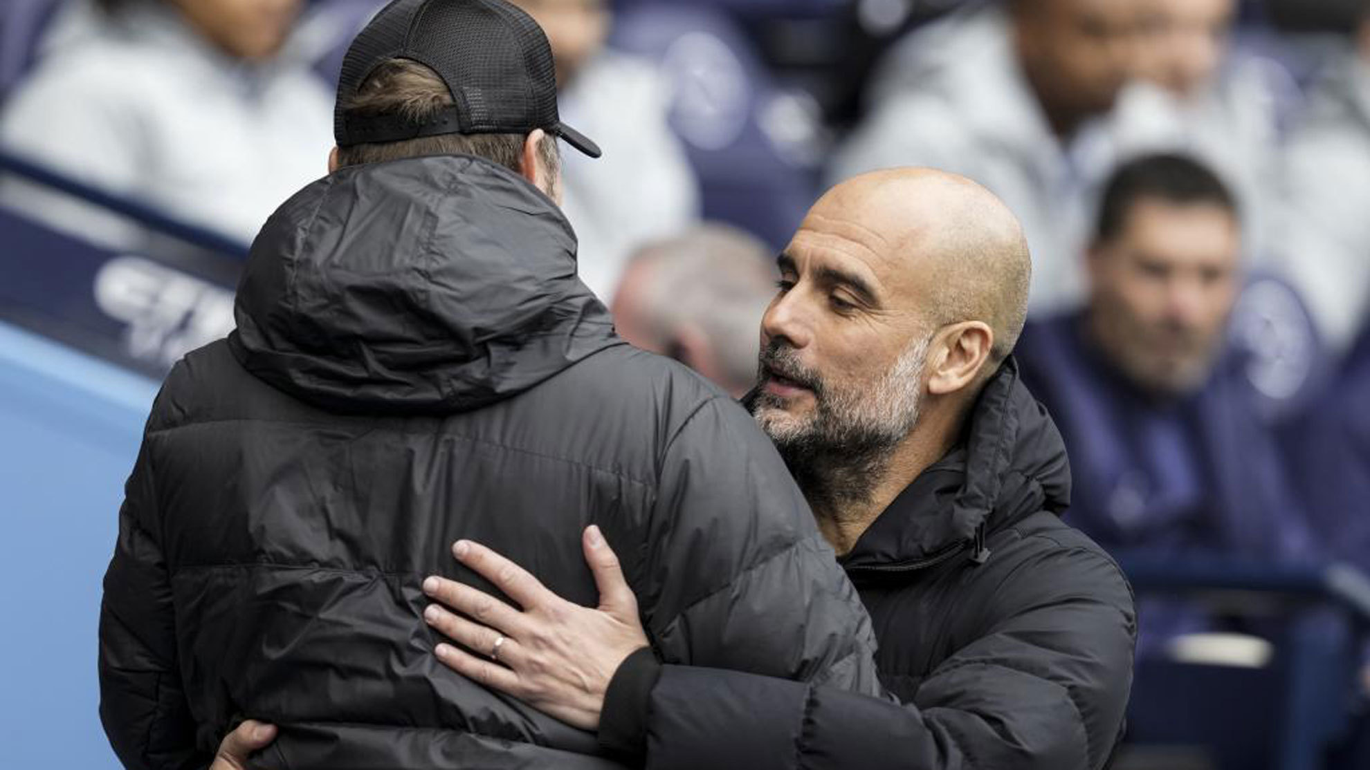 Klopp and Guardiola greet each other before City-Liverpool.