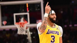 AD on leaving Lakers: "It's something I can't control"