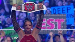 Bianca Belair manages to take revenge on Becky Lynch and is the new RAW champion