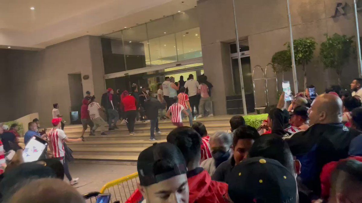 Chivas fans caused damage to the concentration hotel
