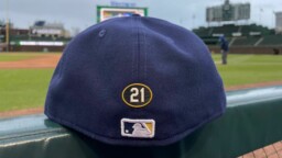 Clemente Award winners will wear patch with No. 21