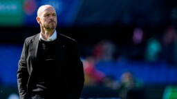 Official: Erik ten Hag signs as manager of Manchester United