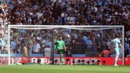 The unusual blooper of the Manchester City goalkeeper that ended in Liverpool's goal in the defeat by the semi-finals of the FA Cup