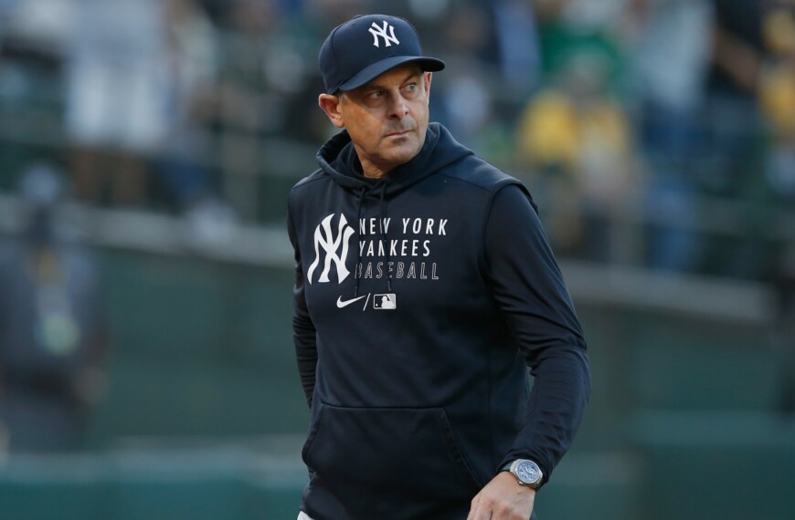 What moves can Aaron Boone make in the lineup to improve the Yankees’ offense?