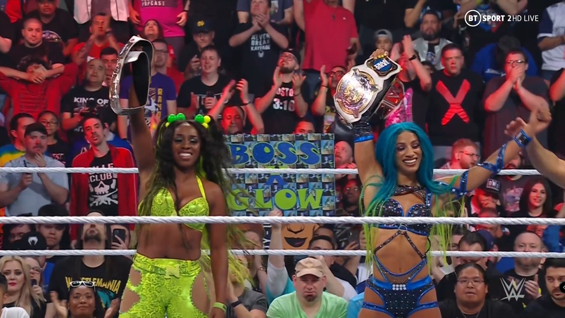 Naomi and Sasha Banks - WWE Raw