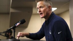 Golden State Warriors Coach Blasts Republicans for Rejecting Gun Control