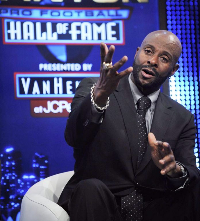 1657296851 Jerry Rice idol of the 49ers predicts a great future
