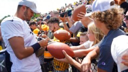 Steelers: Mitch Trubisky aims to start the season