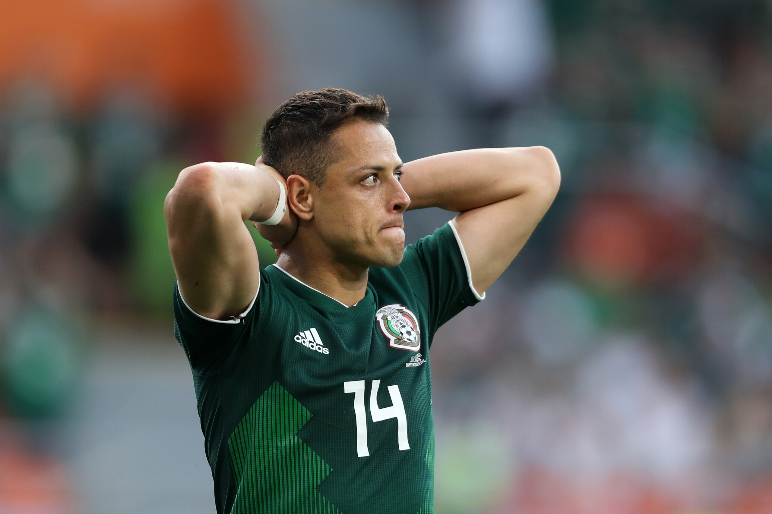 Chicharito party in 2018 and the reason for the veto scaled