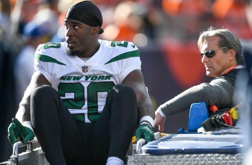 Jets fear cruciate ligament injury for rookie Breece Hall
