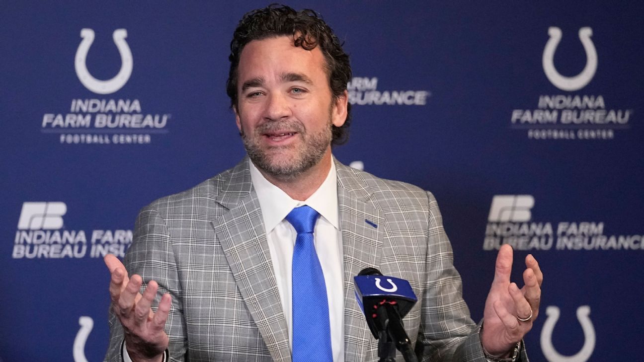 Jeff Saturday will not call offensive plays with Colts
