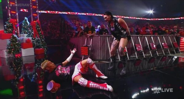 Rhea Ripley vs. Akira Tozawa on WWE RAW December 19, 2022